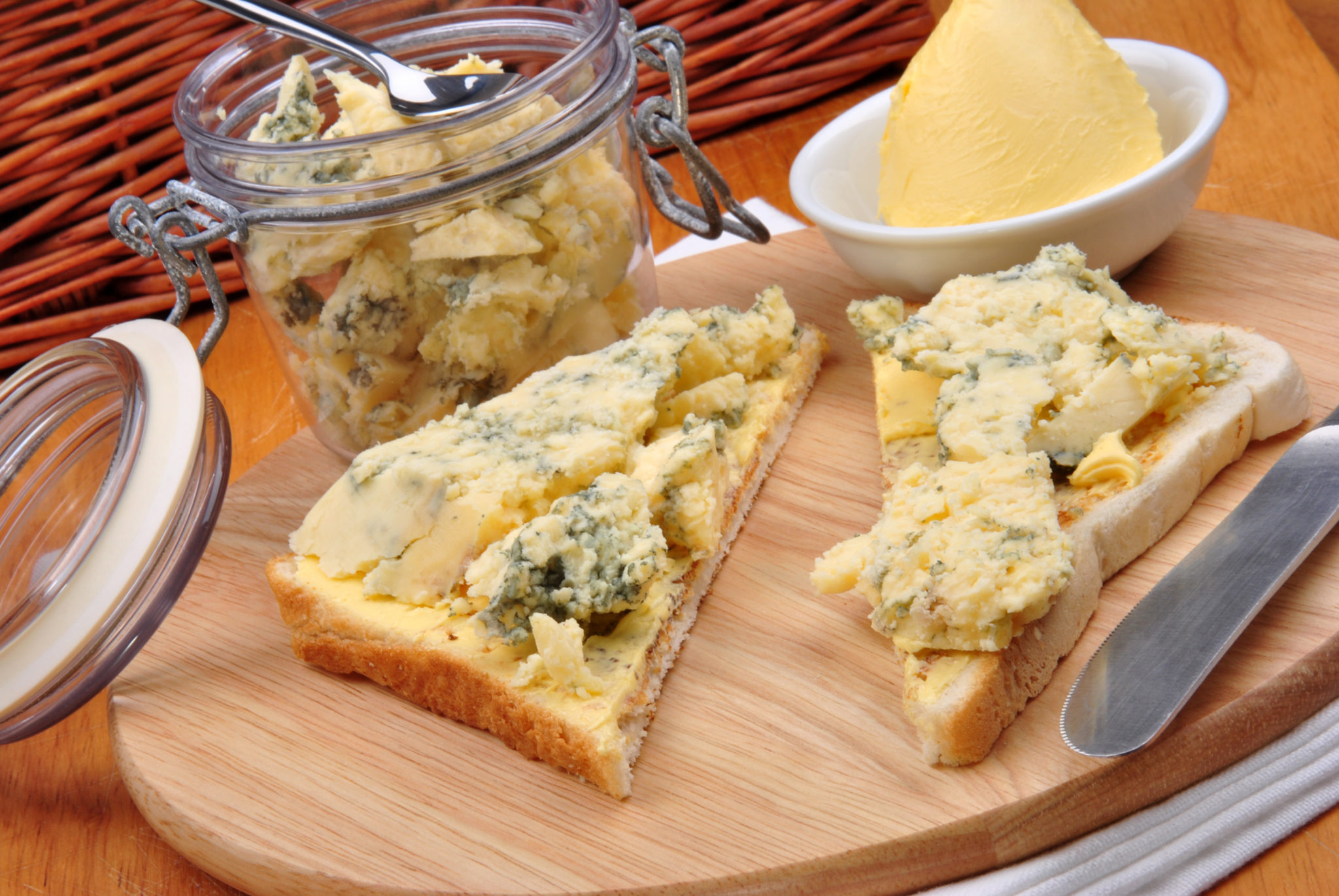 Stokbrood met Castello Blue en peer - Kaas.nl